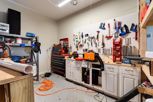 215 W Front Street, Delphi, IN 46923