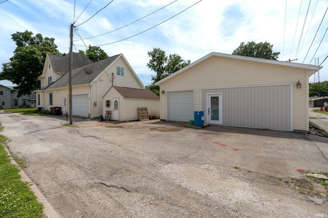 215 W Front Street, Delphi, IN 46923