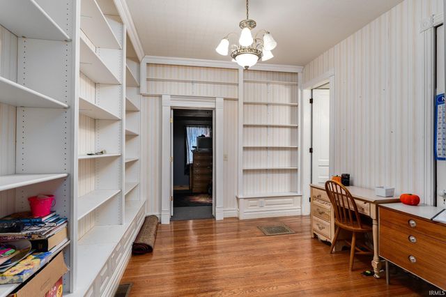 215 W Front Street, Delphi, IN 46923