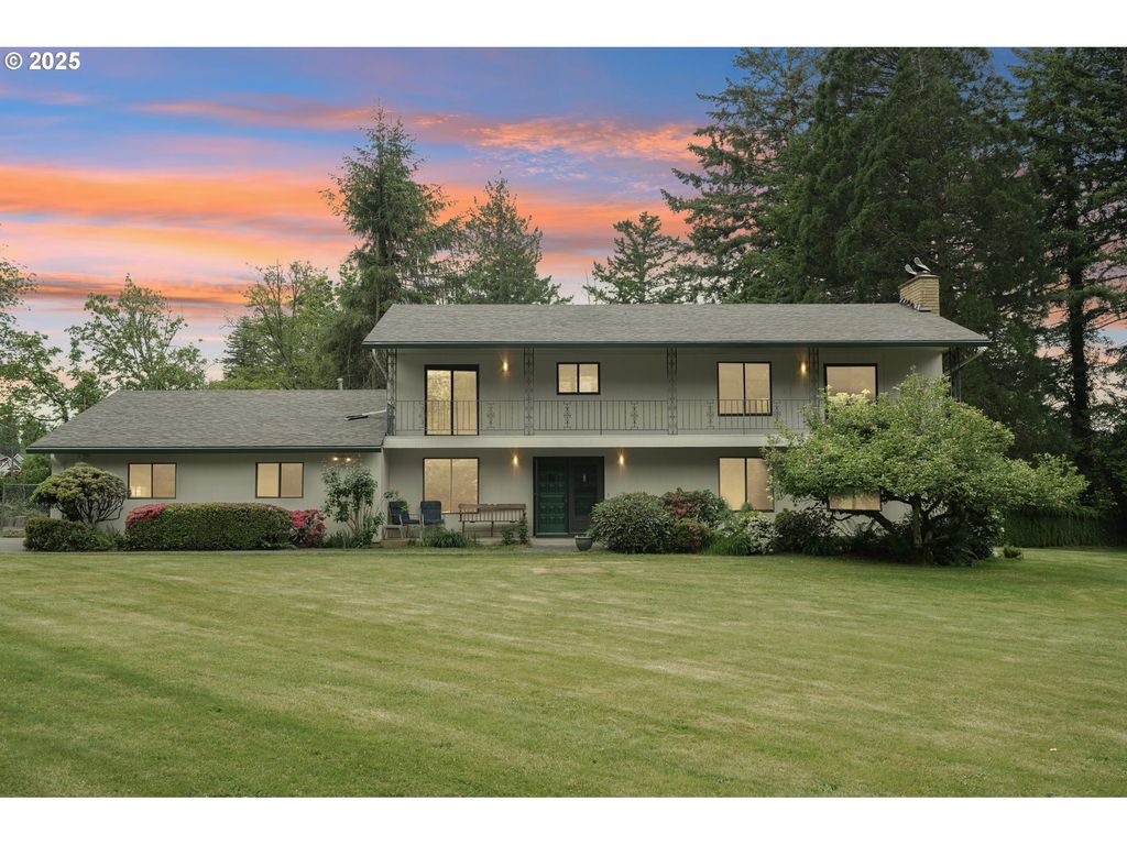 28040 Se STARK St, Troutdale, OR 97060
