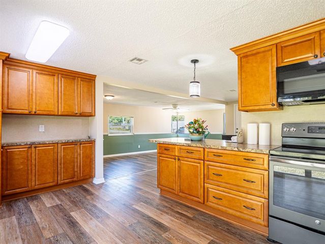 4830 MELODY LANE, Lakeland, FL 33805
