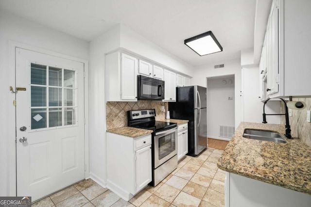 711 Glenleaf Drive, Peachtree Corners, GA 30092