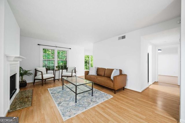 711 Glenleaf Drive, Peachtree Corners, GA 30092