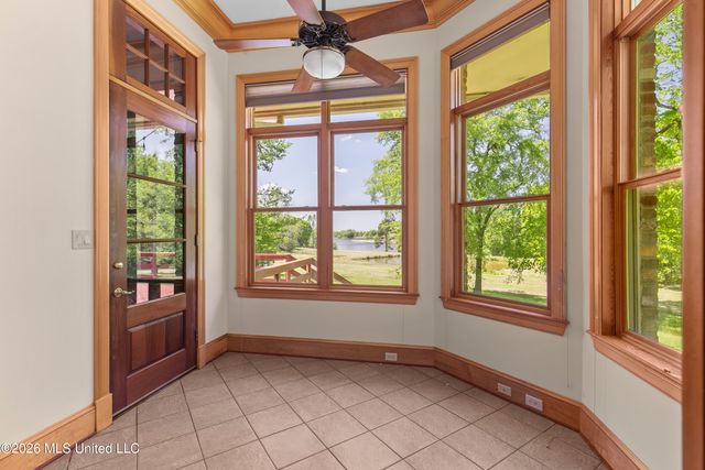 373 Chapel Hill Road, Flora, MS 39071
