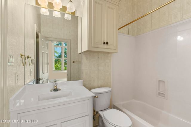 373 Chapel Hill Road, Flora, MS 39071