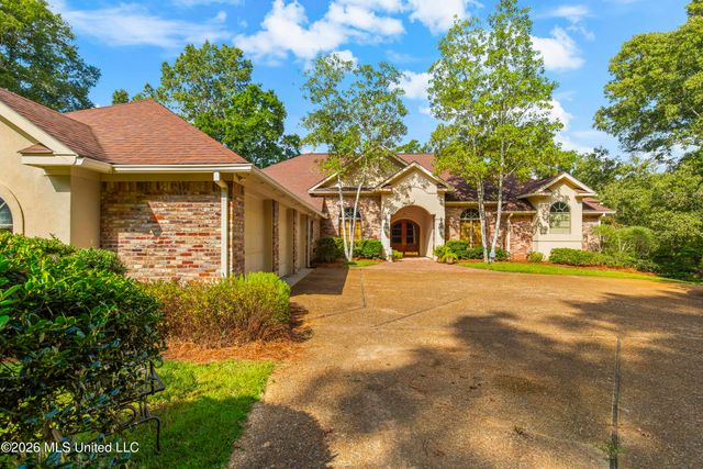 373 Chapel Hill Road, Flora, MS 39071