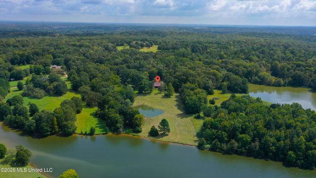 373 Chapel Hill Road, Flora, MS 39071