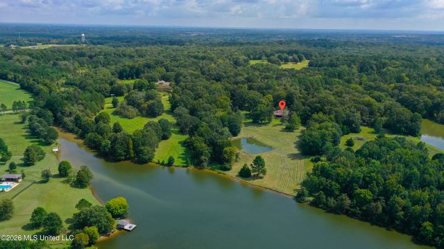 373 Chapel Hill Road, Flora, MS 39071