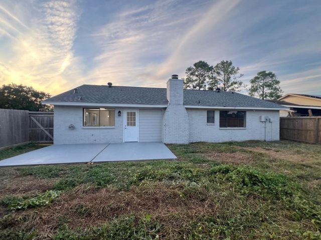 9514 Sagebend Lane, Houston, TX 77089