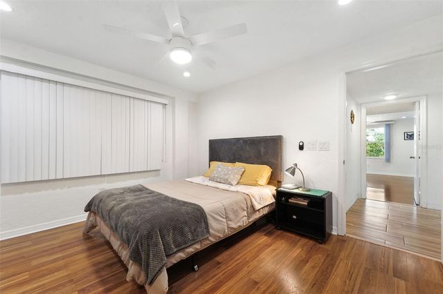 4681 1ST STREET NE 301, St Petersburg, FL 33703