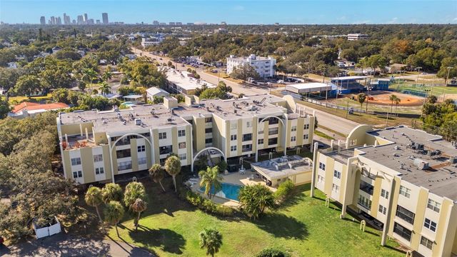 4681 1ST STREET NE 301, St Petersburg, FL 33703