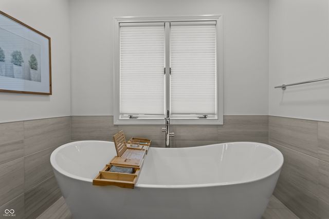 96 Cedar Lane, Cicero, IN 46034