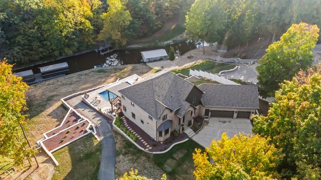 96 Cedar Lane, Cicero, IN 46034