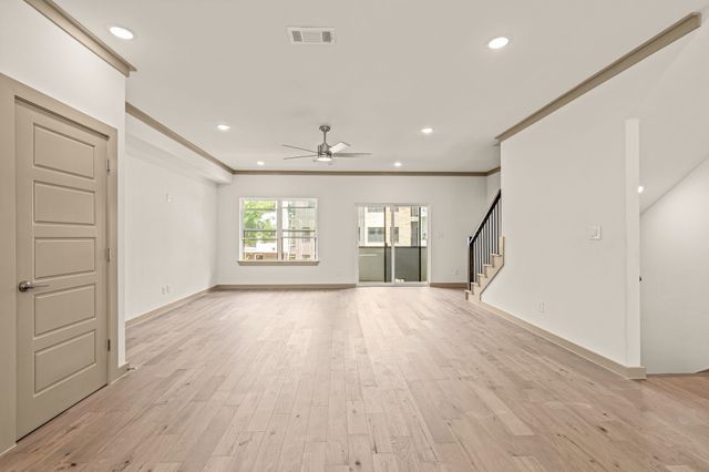 304 Golden Bell Lane, Fort Worth, TX 76107