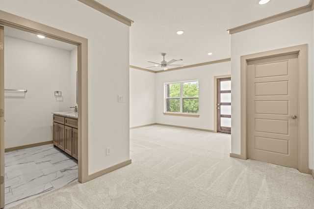 304 Golden Bell Lane, Fort Worth, TX 76107