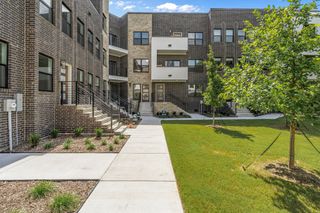 304 Golden Bell Lane, Fort Worth, TX 76107