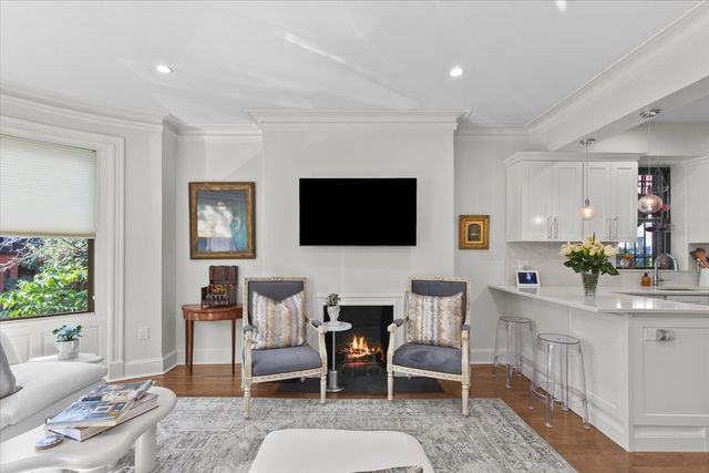 95 Saint Botolph 3, Boston, MA 02116