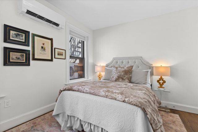95 Saint Botolph 3, Boston, MA 02116