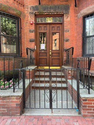 95 Saint Botolph 3, Boston, MA 02116