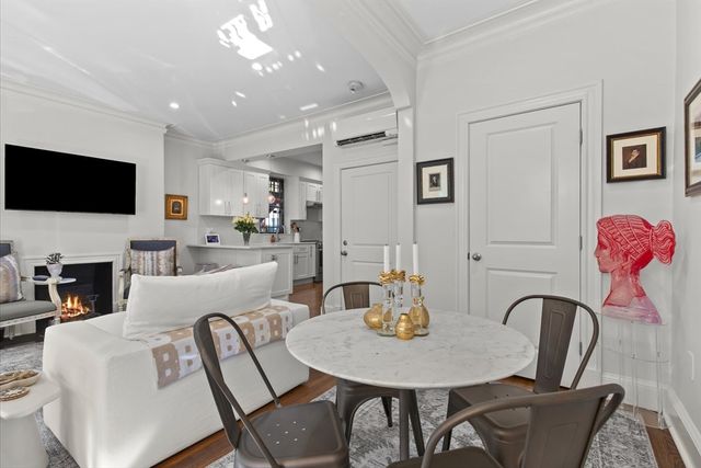 95 Saint Botolph 3, Boston, MA 02116