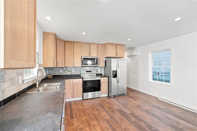 383 14th Street, Buffalo, NY 14213