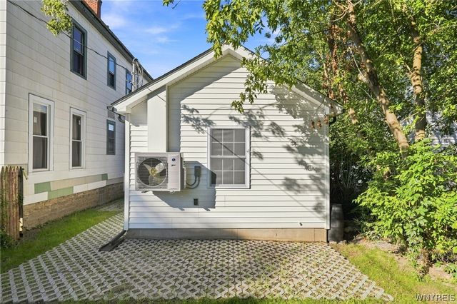 383 14th Street, Buffalo, NY 14213
