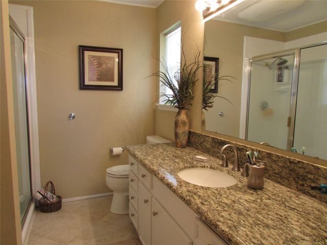 1255 Sailfish Street, Bayou Vista, TX 77563