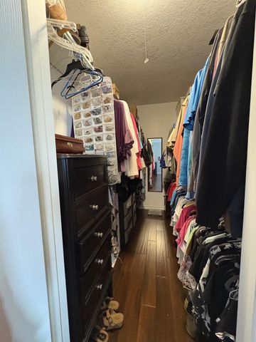 1255 Sailfish Street, Bayou Vista, TX 77563