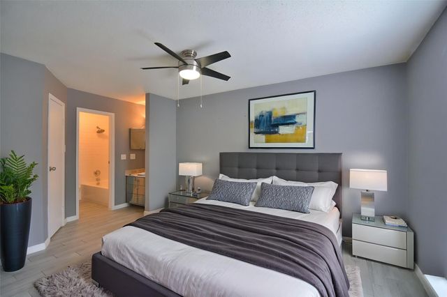 260 El Dorado Boulevard 903, Houston, TX 77598