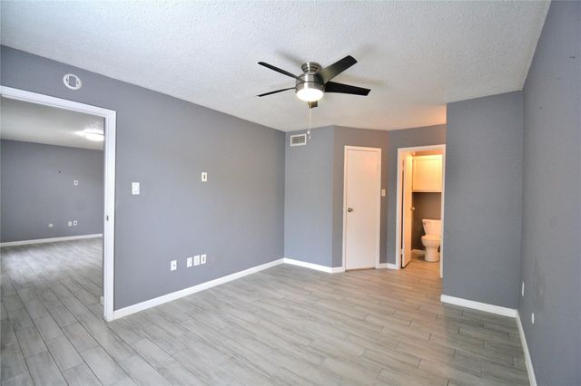 260 El Dorado Boulevard 903, Houston, TX 77598