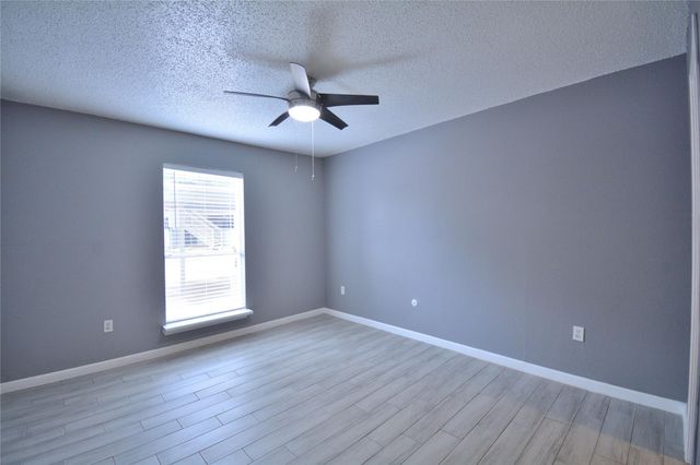 260 El Dorado Boulevard 903, Houston, TX 77598