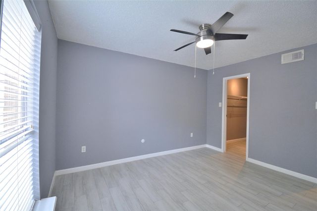 260 El Dorado Boulevard 903, Houston, TX 77598