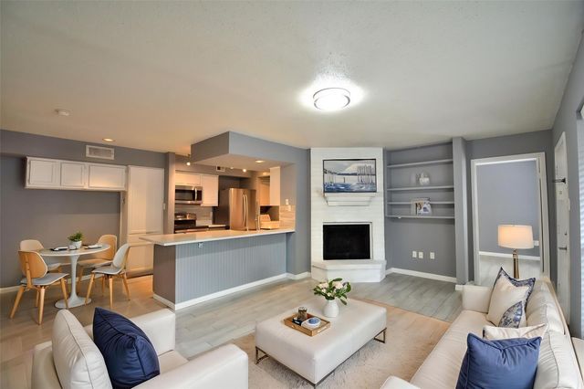 260 El Dorado Boulevard 903, Houston, TX 77598