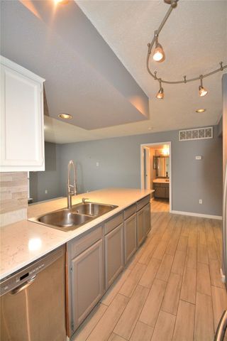 260 El Dorado Boulevard 903, Houston, TX 77598