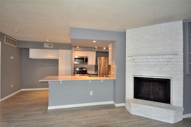 260 El Dorado Boulevard 903, Houston, TX 77598