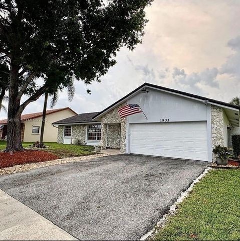 1903 NW 79th Avenue, Margate, FL 33063