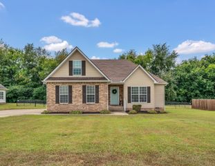 1109 Pusher Pl, Rockvale, TN 37153