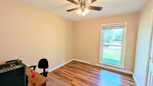 1301 Sassar Street, Dothan, AL 36301