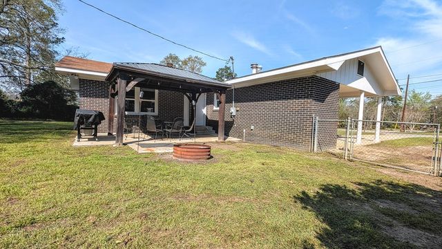 1301 Sassar Street, Dothan, AL 36301