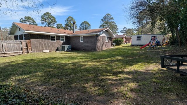 1301 Sassar Street, Dothan, AL 36301