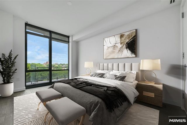 320 Adolphus Avenue 806, Cliffside Park, NJ 07010