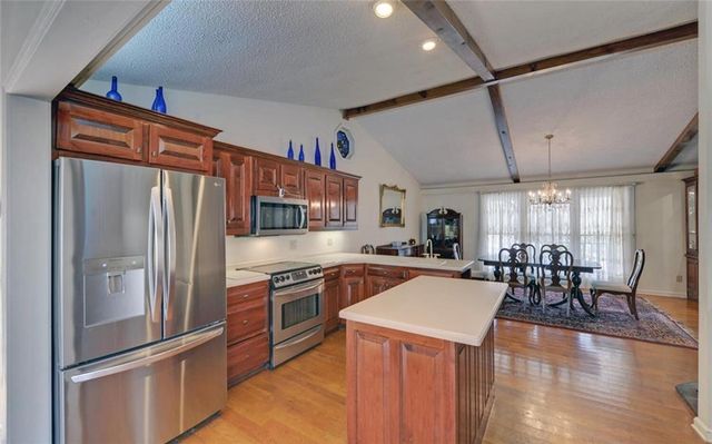 290 Waterfall Drive, Cleveland, GA 30528