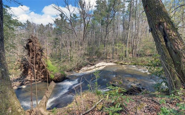 290 Waterfall Drive, Cleveland, GA 30528