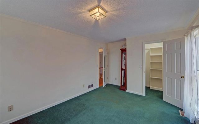 290 Waterfall Drive, Cleveland, GA 30528