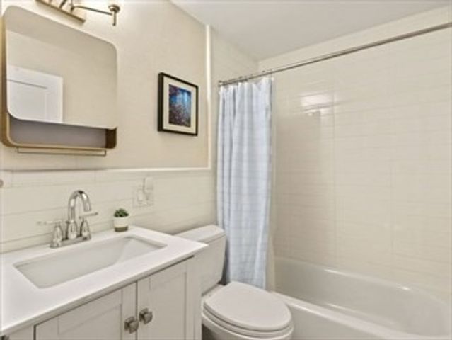 94 Worcester St 3, Boston, MA 02118