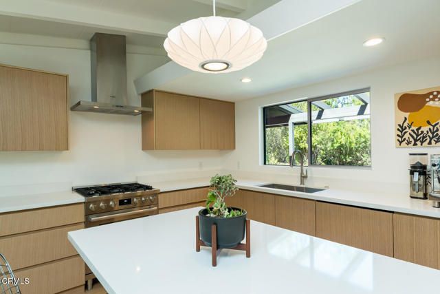 3505 El Lado Drive, Glendale, CA 91208