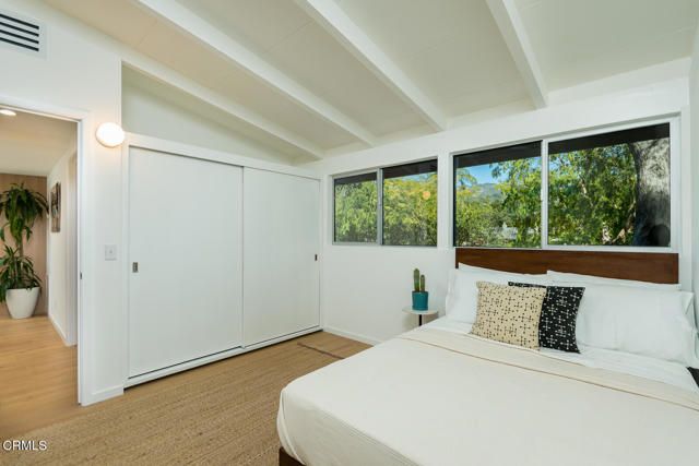 3505 El Lado Drive, Glendale, CA 91208