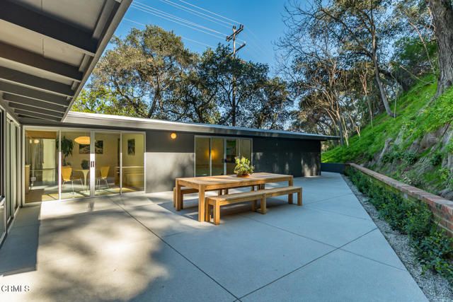 3505 El Lado Drive, Glendale, CA 91208