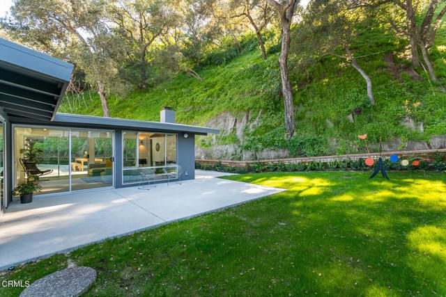 3505 El Lado Drive, Glendale, CA 91208