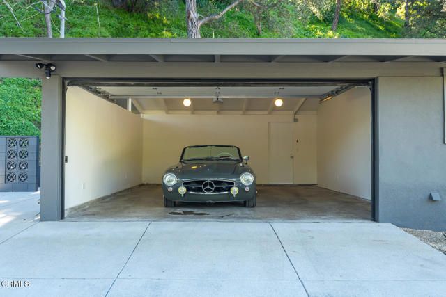 3505 El Lado Drive, Glendale, CA 91208